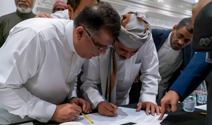 أبو ظبي تسقط مجلس حضرموت والرياض تستعين بقوات بريطانية لاحتلال المحافظة 